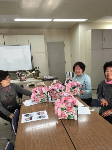 高島屋さんローズサークルレッスン セシルローズの御礼_c0195496_11432775.jpg