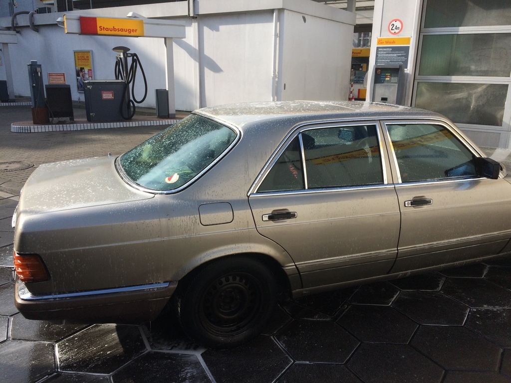 警察の取り締まり。_c0180686_19032213.jpg