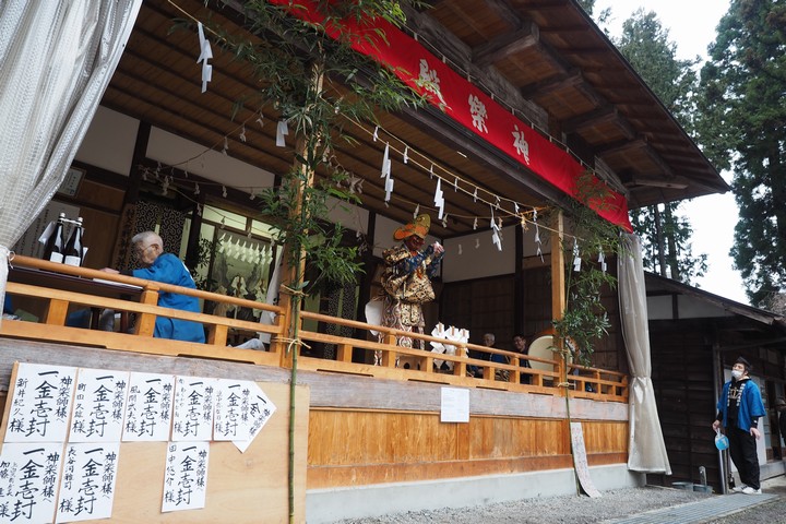 神明社の春祭り_a0268412_16361824.jpg