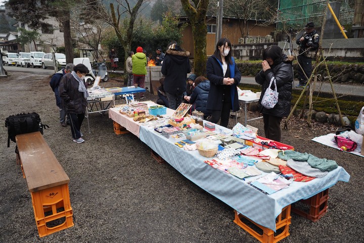 神明社の春祭り_a0268412_16362314.jpg