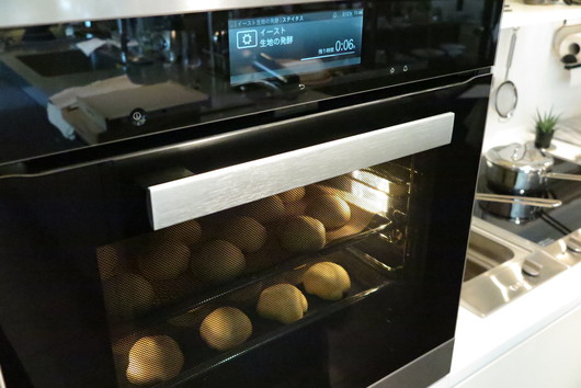 ★「Try Miele - Bread baking class」_c0156359_13371211.jpg