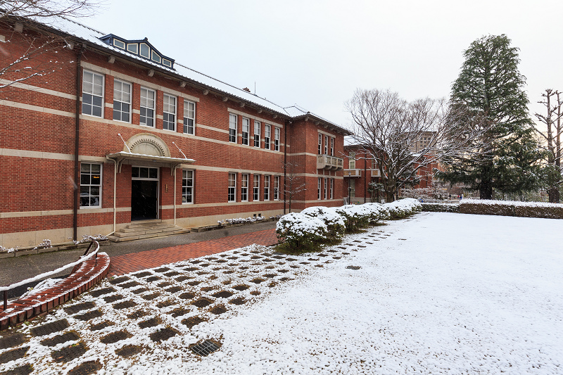 淡雪・同志社の洋館群_f0155048_00327.jpg