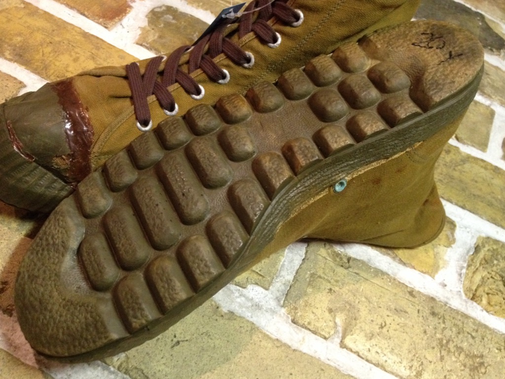 神戸店3/16(水)Vintage Bottoms入荷!#4 U.S.M.C.  Jungle/Swamp Boots,US.Navy Item!!!_c0078587_22435376.jpg