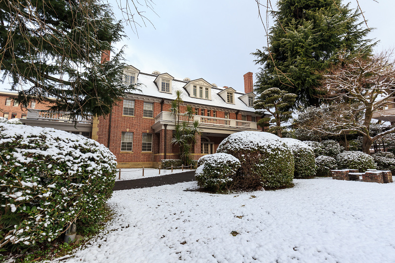 淡雪・同志社の洋館群_f0155048_084870.jpg