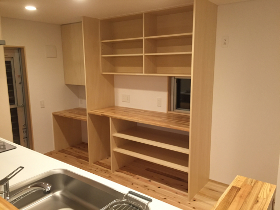 真鍮金物の現場。建具、家具工事。２_f0053665_10304453.jpg
