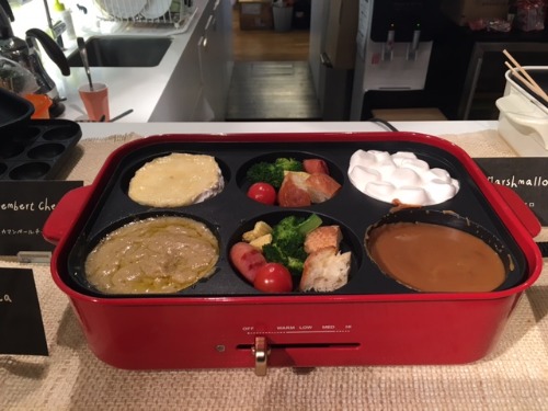 ホワイトデーのお返しは、BRUNOコンパクトホットプレートで初めてのパエリアを♪_b0125570_1125660.jpg