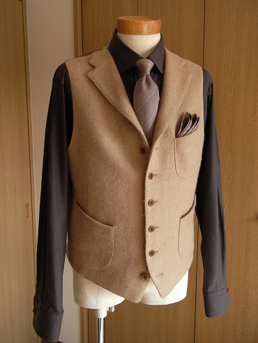 ~HARA KEI Model~ 幻の茶のコートをイマジネーション ~CAMELHAIR Tweed~ 編_c0177259_1302337.jpg