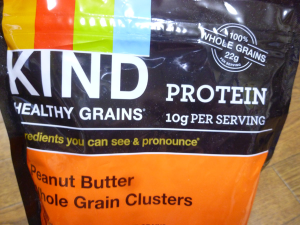 KIND HEALTHY GRAINS Peanut Butter Whole Grain Clusters_c0152767_19473451.jpg