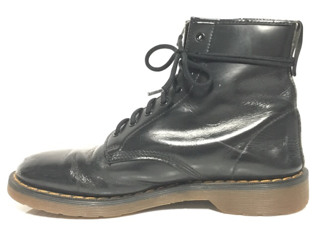 英国製 Dr.Martens UK7程度 黒 8ホール ホワイト社 ヴィンテージ_d0328089_23223081.jpg