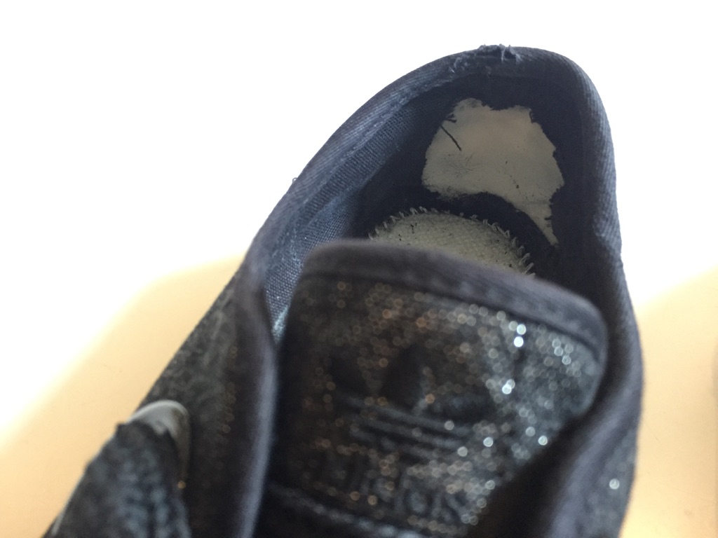 Adidas かかと内側破れ スニーカーリペア 札幌 靴修理 No Shoes No Life Adidas かかと内側破れ スニーカーリペア 札幌 靴修理 No Shoes No Life
