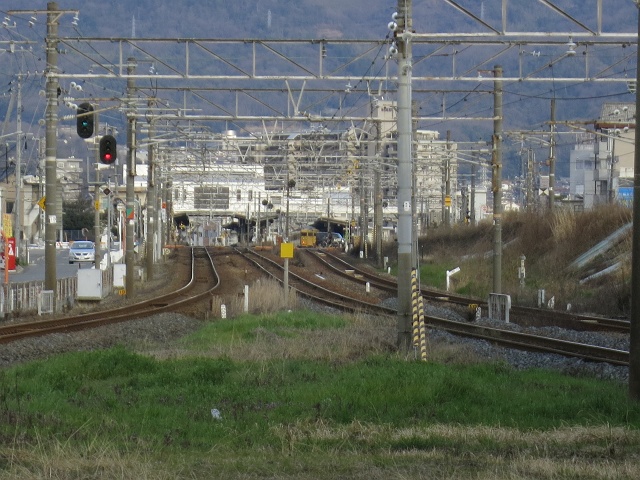 引地踏切～JR山陽線高架化見直しで、残される計画に_b0095061_16263316.jpg