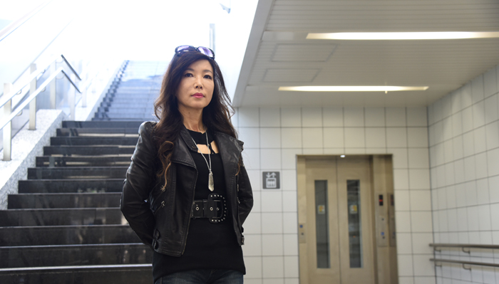 女性ポートレート:ソフィア・エムートさん_e0171573_2115442.jpg