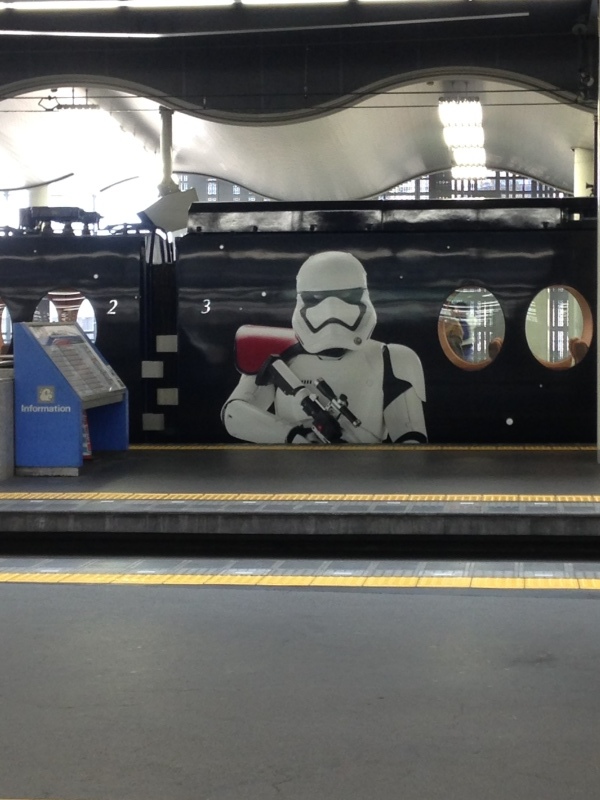 こんなところでスターウォーズ?_f0310282_15372791.jpeg