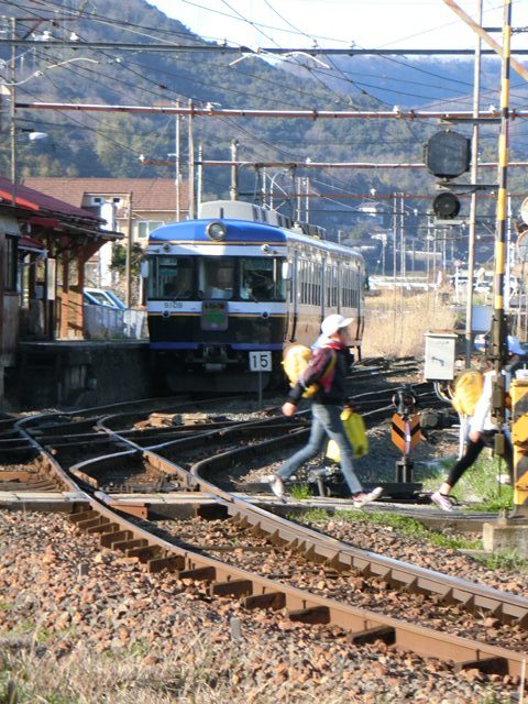 地方創生のヒントを一畑電車で考える・・・歴史、祭り、電車、自然と神話物語・・・町には沢山の観光資源がある_d0181492_08333525.jpg