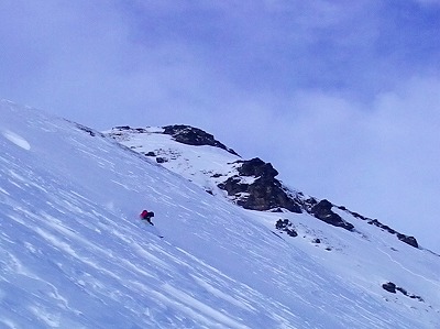 アラスカ遠征BCスキーツアー!!(スキー滑走編①)_a0353718_21423823.jpg