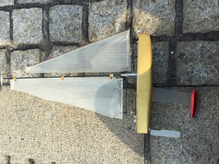 木製ラジコンヨットを作るその4_d0067943_21142152.jpg