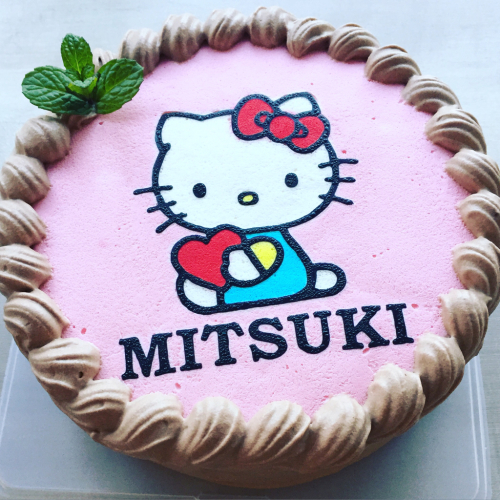 ハローキティでチョコレートケーキ Hello Kitty Cake 幸せなトカゲ おもにケーキをつくってます