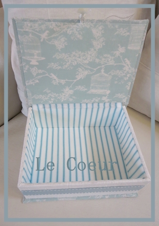 自宅レッスン アコーディオン式の箱 ダストBOX 宝箱 BOOK型 _f0305451_21443923.jpg