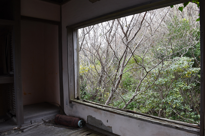 小学校・中学校廃墟写真:愛媛・青島_e0171573_15544661.jpg