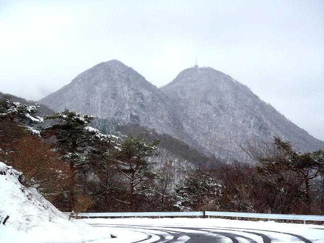 渋川市　榛名山　春の水沢山でスノーハイク　　　                     Mizusawayama in Mount Haruna_f0308721_2326973.jpg