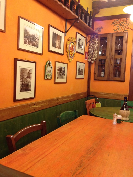 いつものお店で初めてのカルボナーラ_a0136671_0223039.jpg