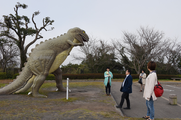 超ビミョーな鹿児島の珍スポット！桜島自然恐竜公園写真_e0171573_23115573.jpg