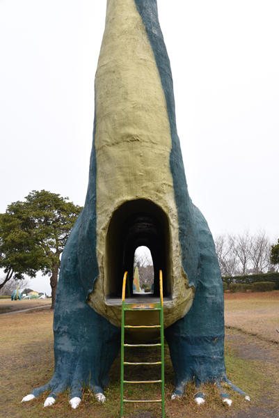 超ビミョーな鹿児島の珍スポット！桜島自然恐竜公園写真_e0171573_2312469.jpg