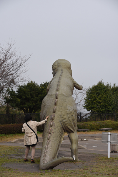 超ビミョーな鹿児島の珍スポット！桜島自然恐竜公園写真_e0171573_2312485.jpg