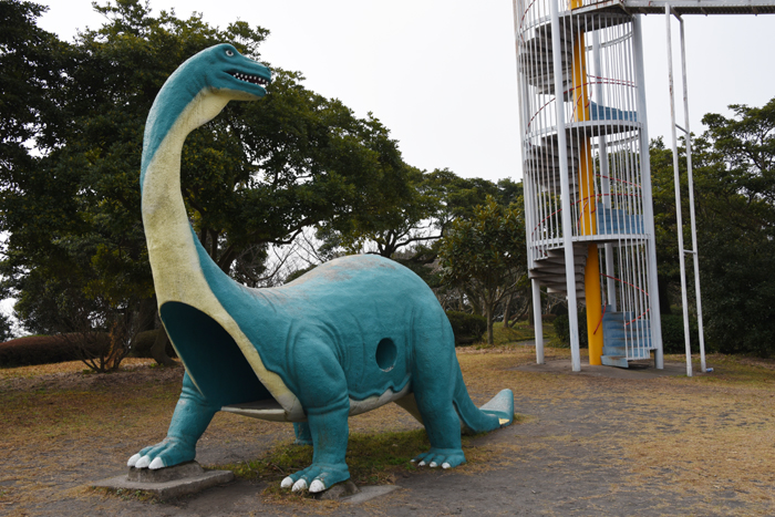超ビミョーな鹿児島の珍スポット！桜島自然恐竜公園写真_e0171573_23131617.jpg