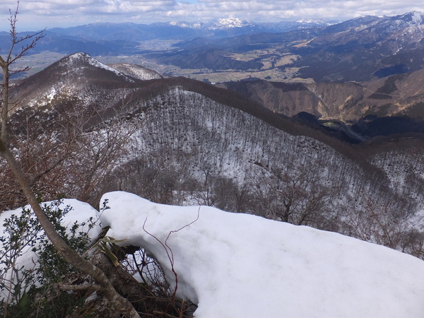 北陸の秀峰「荒島岳」に孤高の戦いに挑みに行く。_c0066176_8453114.jpg