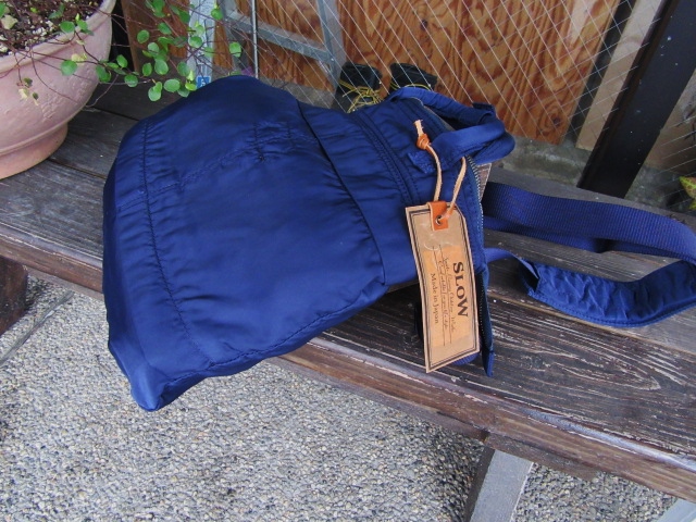 人気のBAG BRAND:SLOW より、連休前・其の① HELMET BAG!★!_d0152280_911956.jpg