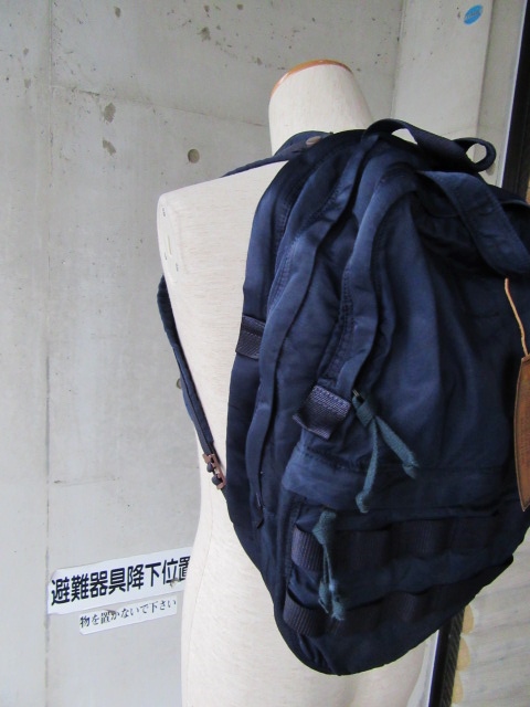 人気のBAG BRAND:SLOW より、連休前・其の② 2WAY RUCKSAC!★!_d0152280_9281592.jpg