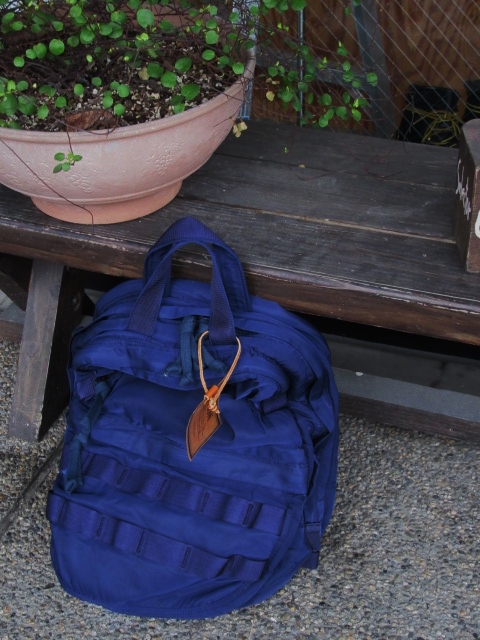 人気のBAG BRAND:SLOW より、連休前・其の② 2WAY RUCKSAC!★!_d0152280_9283625.jpg
