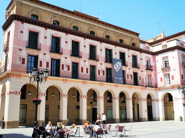 スペインで一番古くて美しい店 _c0213220_7131739.jpg