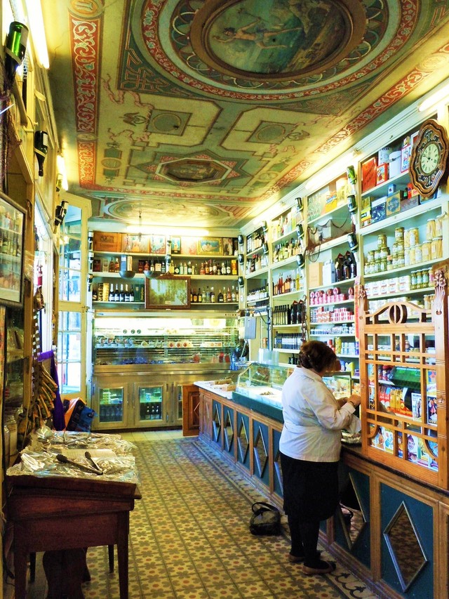 スペインで一番古くて美しい店 _c0213220_7233880.jpg