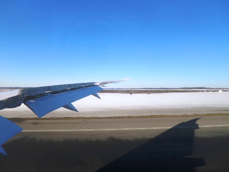 アイスランドの旅(1) 成田からヘルシンキへ_c0011649_1713316.jpg