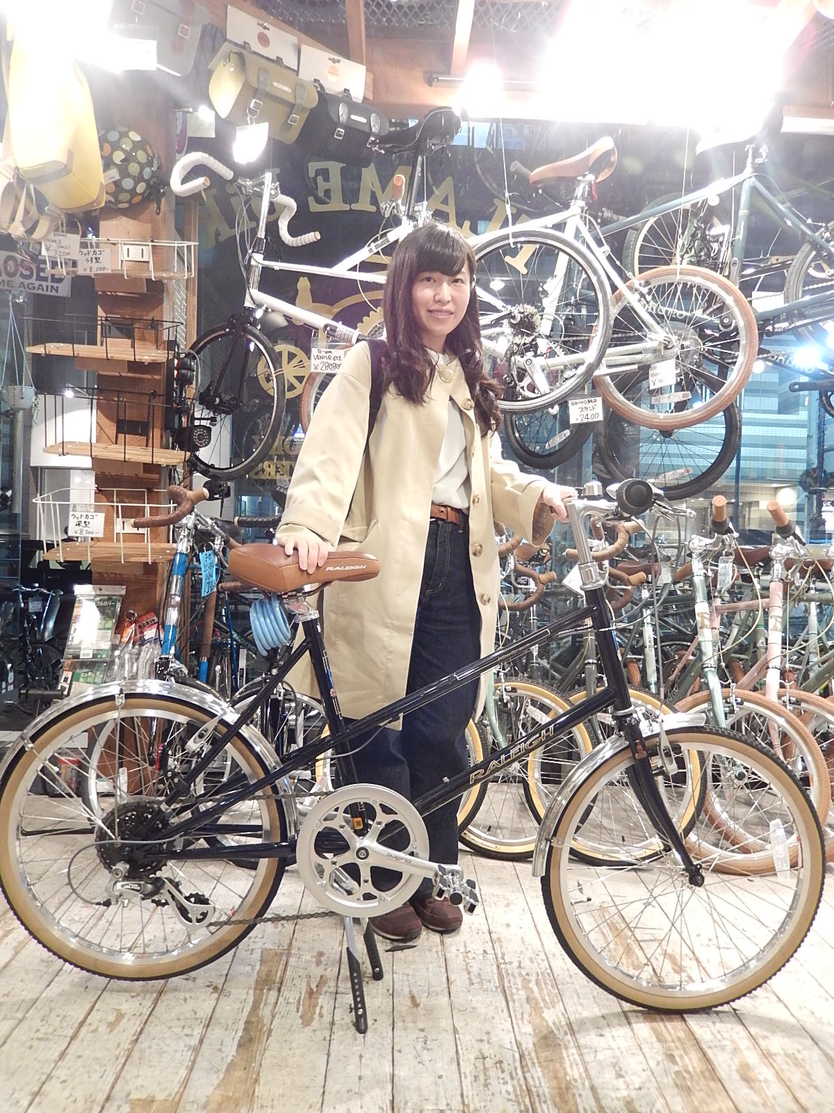 3月20日　渋谷　原宿　の自転車屋　FLAME bike前です_e0188759_2081052.jpg