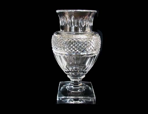 N.0967 古代のアンフォラ・花瓶 〜ポイントカット・ダイヤモンド 