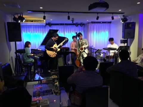 Jazzlive comin 広島  本日22日のライブ！_b0115606_11225656.jpeg