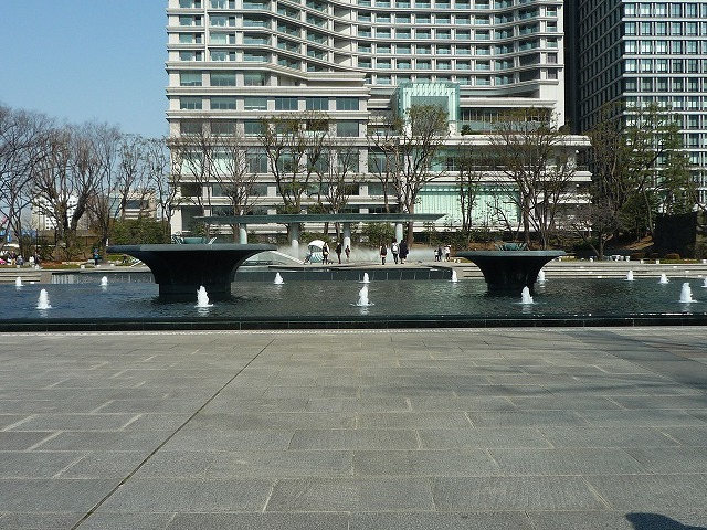 皇居を通って1920-30年代のツーリズムとデザイン展を見に行く♪東京国立近代美術館_b0287088_17153244.jpg