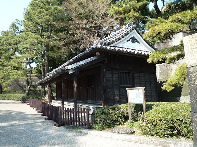 皇居を通って1920-30年代のツーリズムとデザイン展を見に行く♪東京国立近代美術館_b0287088_17201549.jpg