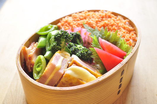 ハムチーズピカタ弁当_b0171098_8314393.jpg