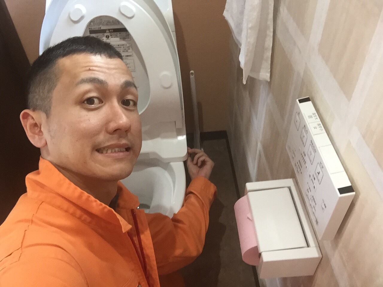 3月23日(水)今日もひとみがお送りします(*˘︶˘*) ランクル・ハマーはTOMMYへ♫_b0127002_17532474.jpg