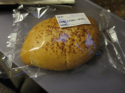 <夜中の軽食>SQ635 機内食(Hindu Meal)_c0212604_6292885.jpg
