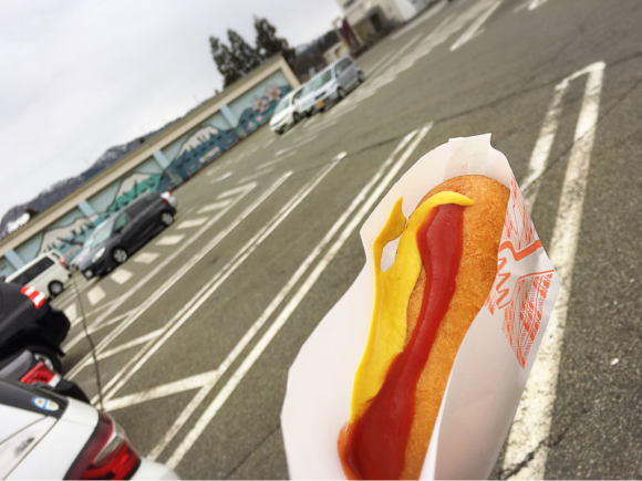 新発田市月岡温泉に行っちゃうよ～。と、その前に越後川口SAのアメリカンドッグ_f0054556_12473693.jpg