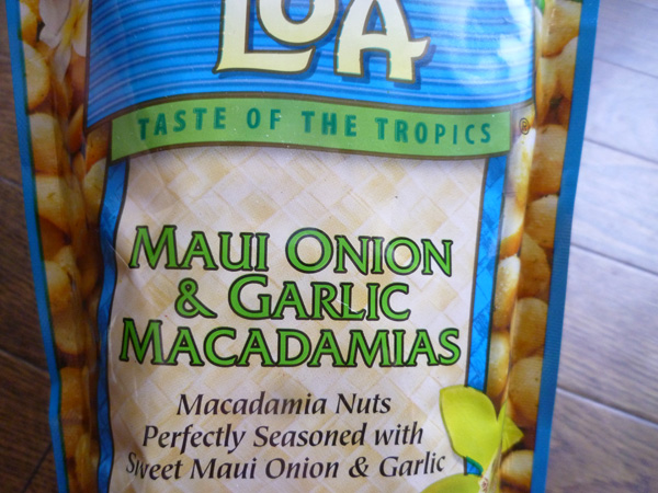 MAUNA LOAのMAUI ONION&GARLIC MACADAMIAS(大袋入り)_c0152767_2234941.jpg