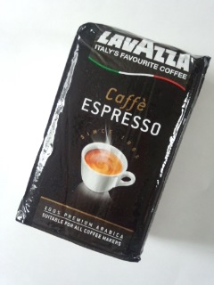 LAVAZZA　ESPRESSO（ラバッツァ　エスプレッソ） _f0112873_1243717.jpg