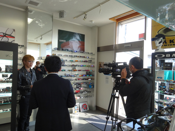 山形県内全域8チャンネルさくらんぼテレビ番組「さくらんぼテレサーチ」に金栄堂出演!_c0003493_11462630.jpg