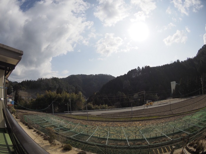 晴れ時々曇り_c0116915_23253324.jpg