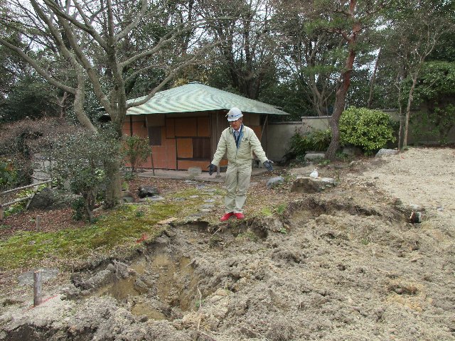 Mクラブハウス（愛知）　掘削 と 北山杉磨丸太_e0163440_16201887.jpg